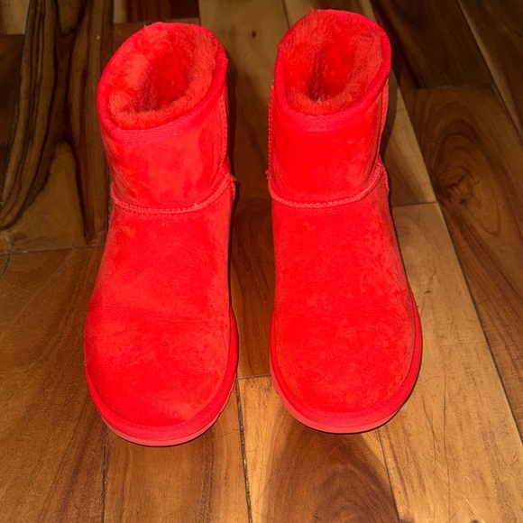 UGG Bright Red Ankle Boots - Picture 5 of 6